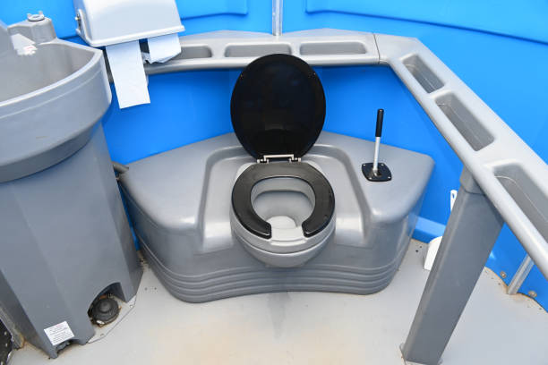 Best Porta potty rental near me  in Logan, IA